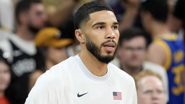 Jinnianhui-塔图姆在塞尔维亚队比赛中出色防守，战术调整引发热议！的简单介绍