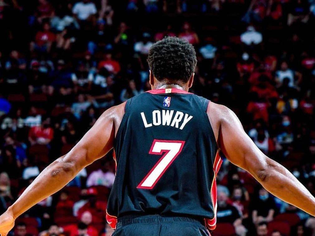 金年会-包含莱万多夫斯基连续三场比赛得分超过挺进下一轮，雄鹿挑战极限！的词条